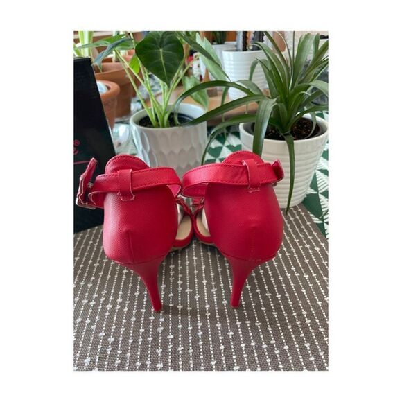 Anne Michelle Red Strappy Heels Pumps Open Toe Sz 8.5 - Picture 5 of 10